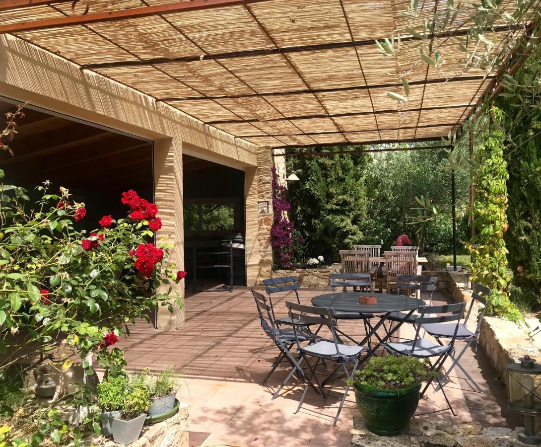 Bed and Breakfast Domaine Du Commandeur Mondragon Esterno foto