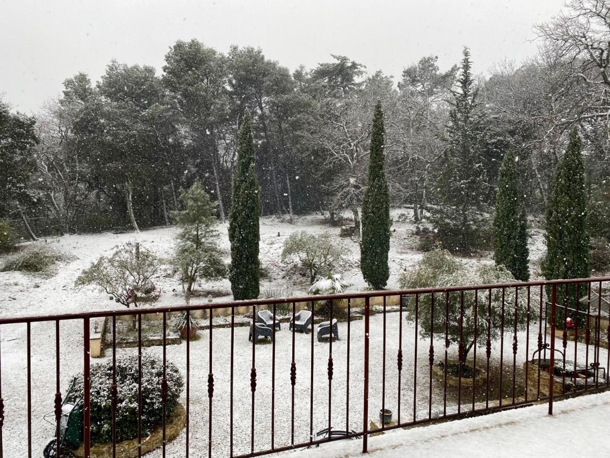 Bed and Breakfast Domaine Du Commandeur Mondragon Esterno foto