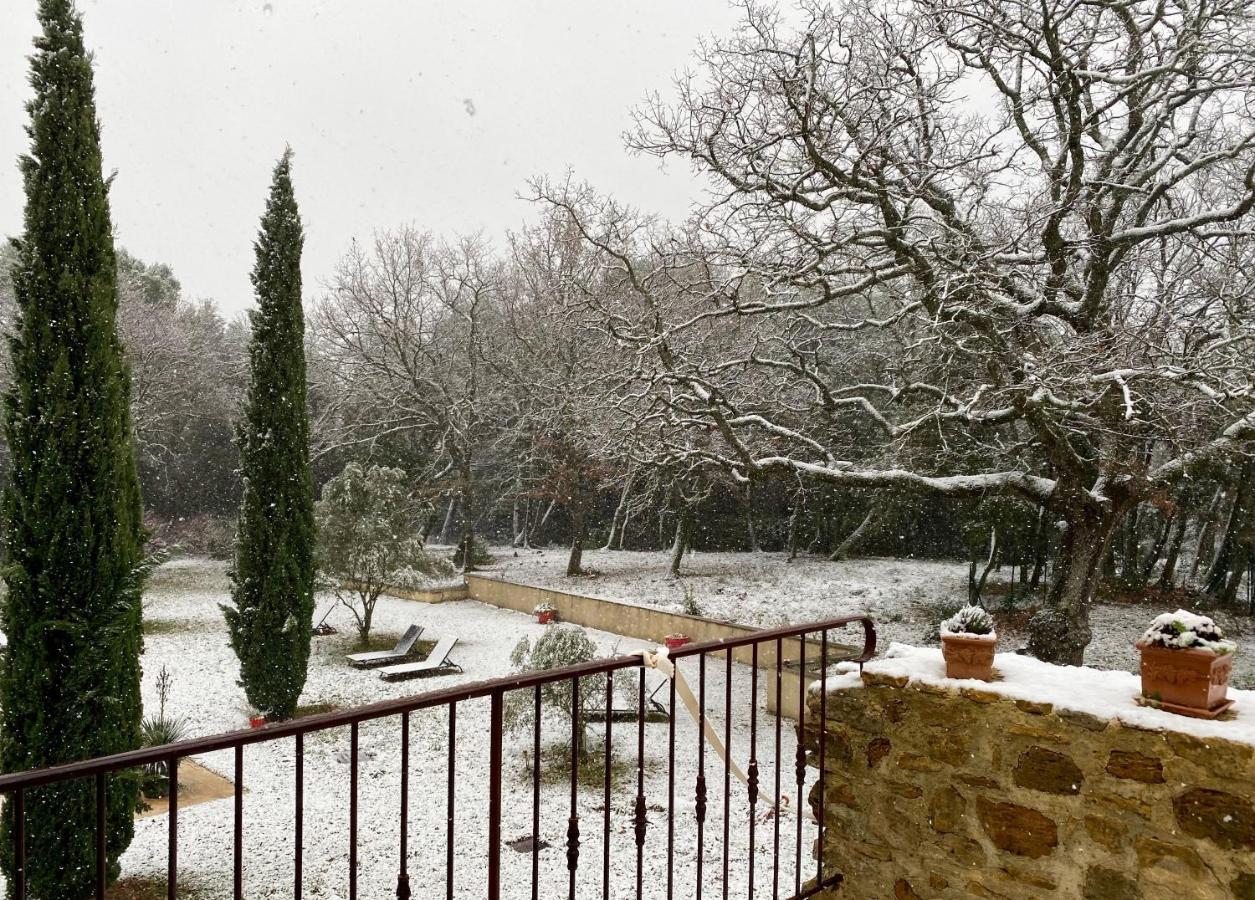Bed and Breakfast Domaine Du Commandeur Mondragon Esterno foto