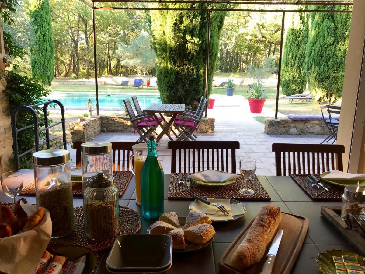 Bed and Breakfast Domaine Du Commandeur Mondragon Esterno foto